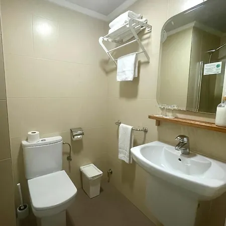 Casual Gurea Pensionat Bilbao