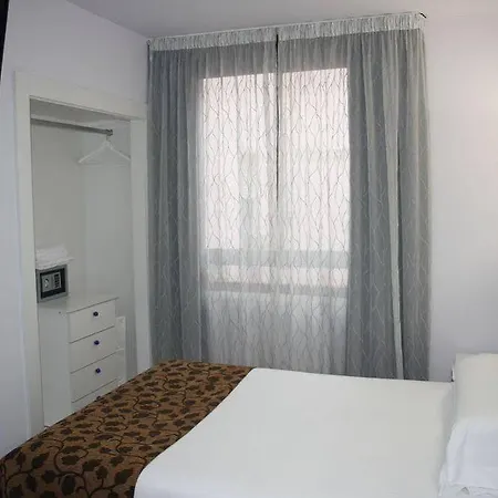 Casual Gurea Pensión Bilbao