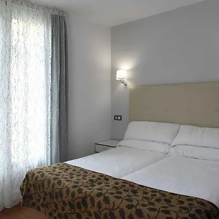 Guest house Casual Gurea 2*