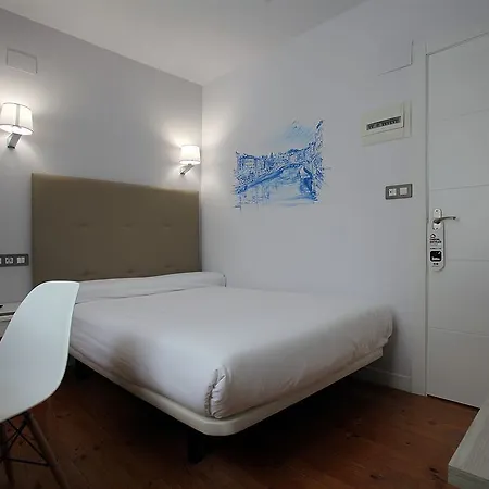 Casual Gurea Guest house