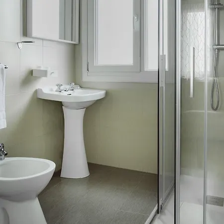 古里亚休闲旅馆 招待所 2*