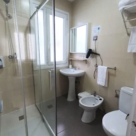 古里亚休闲旅馆 招待所 2*